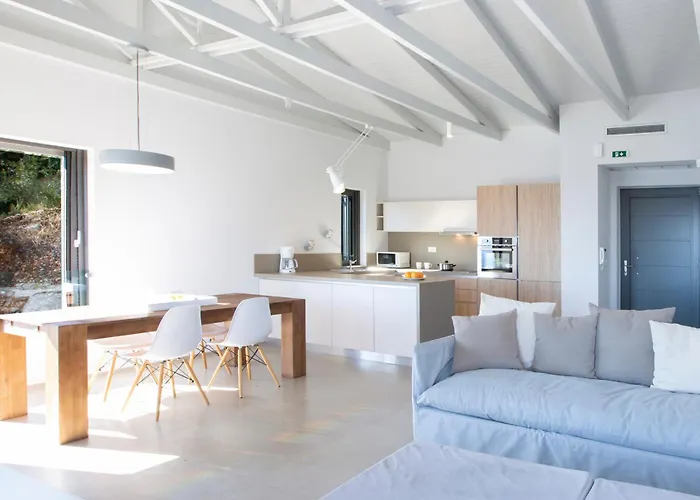 Kastos - Stylish Luxury With Direct Sea Access