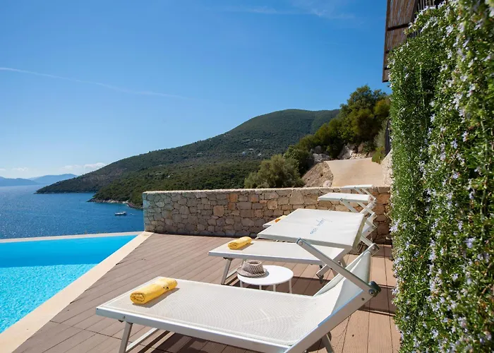 Kastos - Stylish Luxury With Direct Sea Access Villa